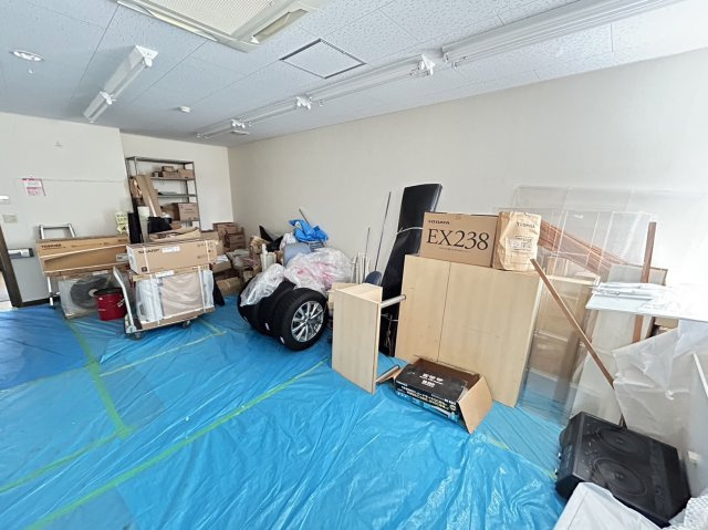 岸田ビルの内装