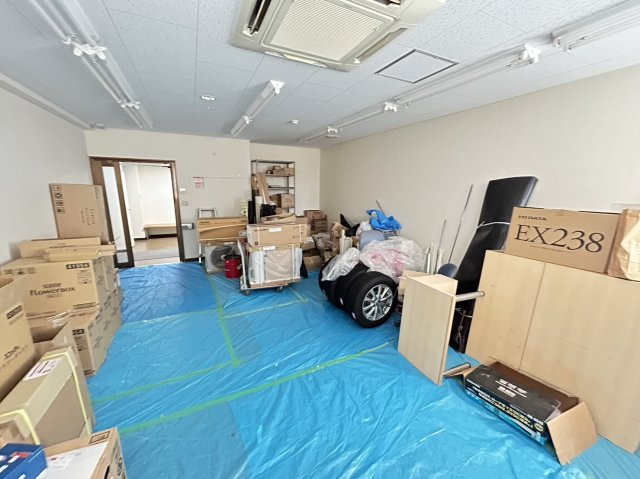 岸田ビルの内装