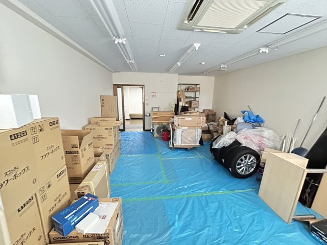 岸田ビルの内装