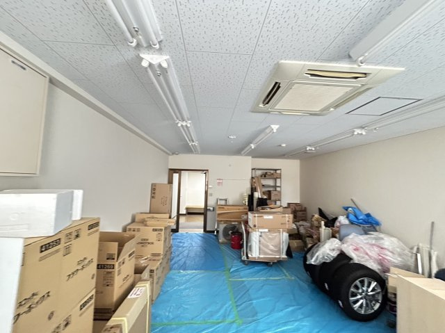 岸田ビルの内装