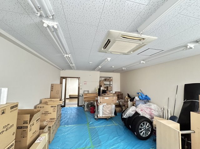 岸田ビルの内装