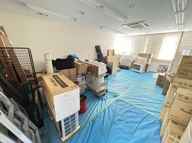 岸田ビルの内装