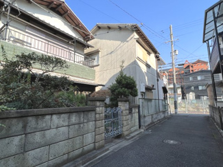 【前面道路含む現地写真】