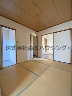 【和室】 | 　香里北ハイツ | 和室ならではの温かな和の空間で寛ぎの時間を過ごせます