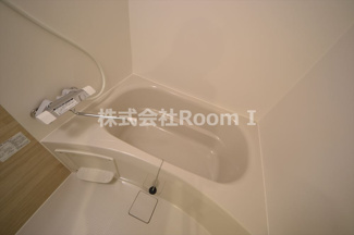 【浴室】 | セレニテフラン本町 | 落ち着いた空間のお風呂です