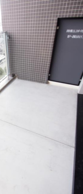 【バルコニー】 | JJCOURT磯路 | 暖かな日差しのふりそそぐバルコニー