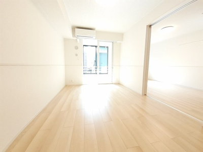 【居間・リビング】 | グロリアス丸野