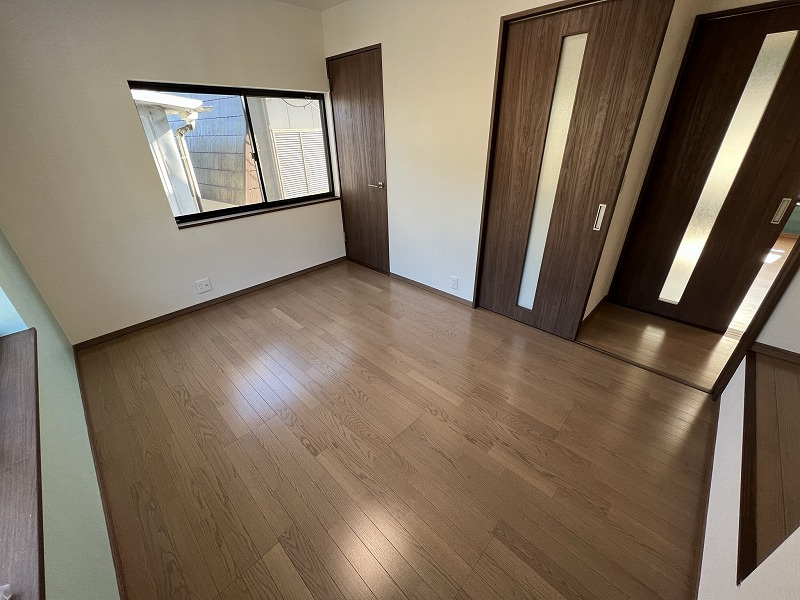 福井町　中古戸建の洋室