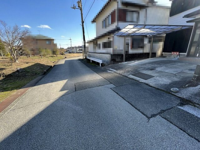福井町　中古戸建の前面道路含む現地写真|前面道路含む現地写真です