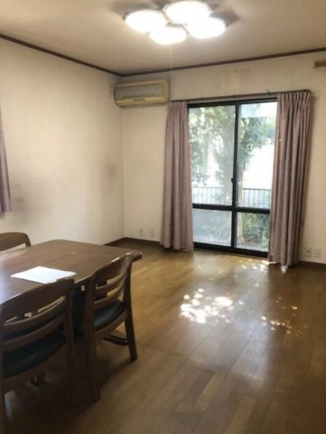 【居間・リビング】 | 本庄市見福２丁目　中古戸建