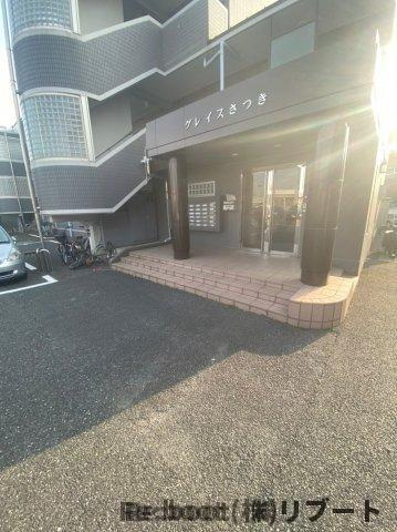 グレイスさつきのエントランス