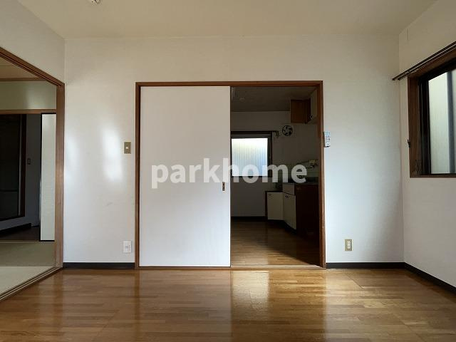 ハイツサンルートの洋室|個人の部屋や寝室として使える洋室です