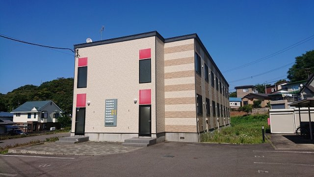 レオパレス三田Ａ館の外観