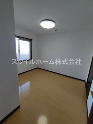 【洋室】 | セレーノ小鷹野 | イメージ写真