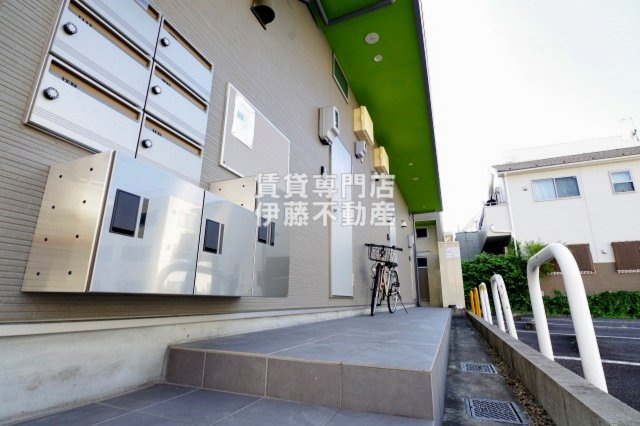 シルバードのエントランス|
