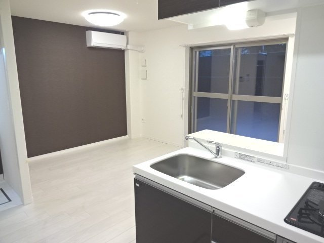 アリュールの居間・リビング|リビング