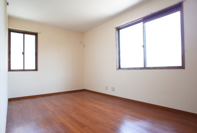 【寝室】 | サニーヒル白水 | 洋室