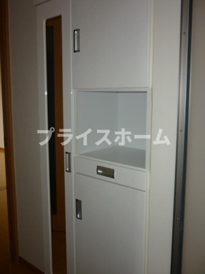 【玄関】 | サンセリテ博多駅南II