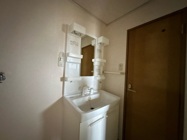 ハートランド　B棟の洗面所