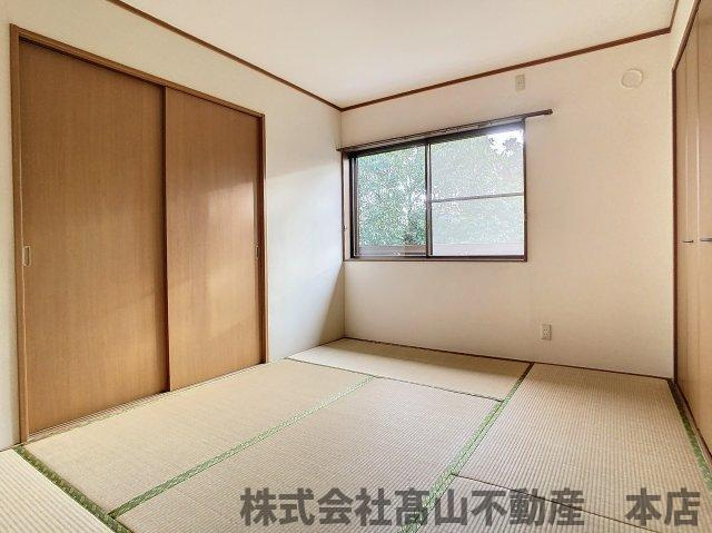 イズミヒルⅡの和室