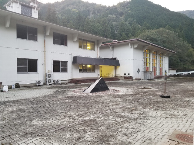 ６１８２５　山県市長滝事業用