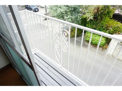 【バルコニー】 | シュロス川田