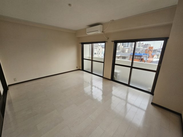 稗原マンションの居間・リビング