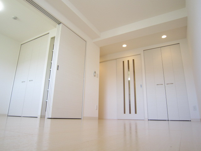 ティアレ長岡京のロビー|キレイなロビー