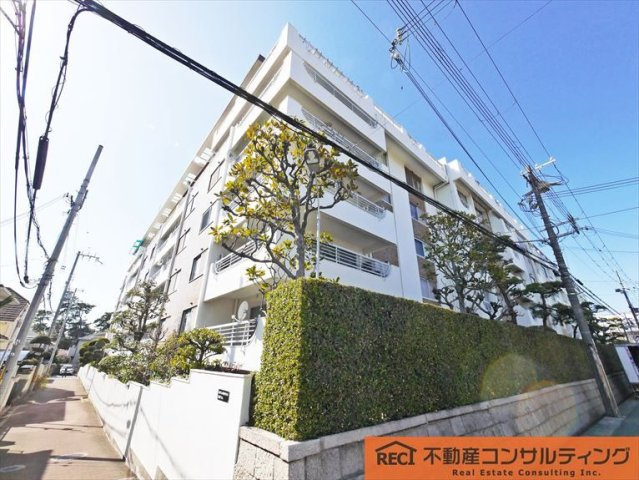 芦屋パレスハイツ南館の外観