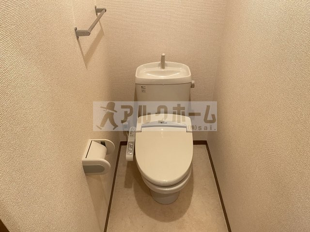 ヴィラージュC棟のトイレ