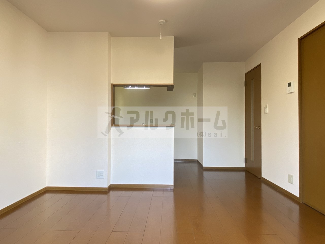 ヴィラージュC棟の居間・リビング