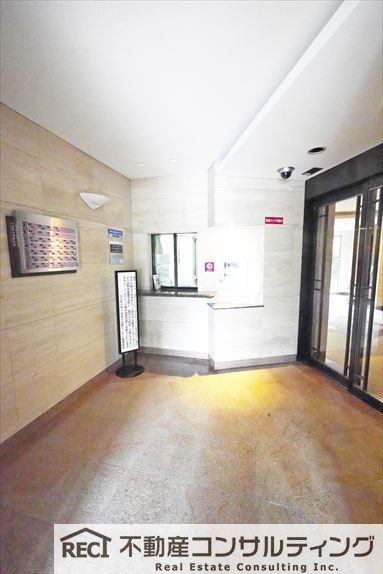 コスモシティ住吉川公園イーストのエントランス