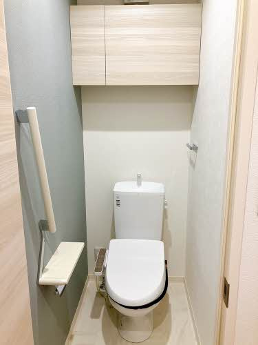 シャーメゾン坂田町のトイレ