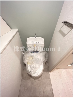【トイレ】 | エムクリス | 清潔感のあるトイレです