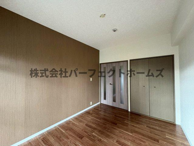 グランドヴィラ香里の居間・リビング|使いやすい居間です