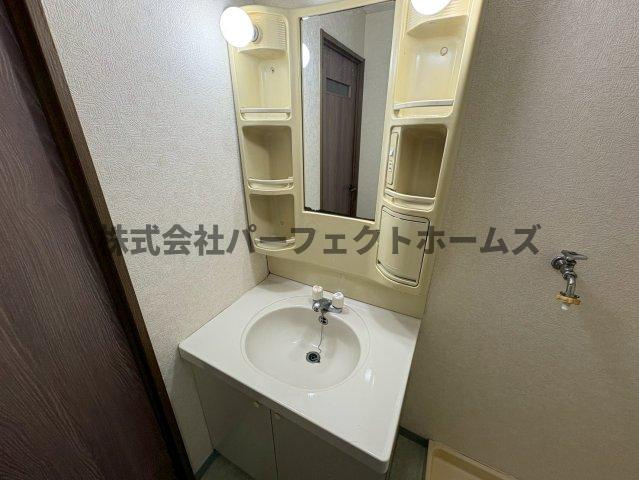 グランドヴィラ香里の洗面所|洗面所です