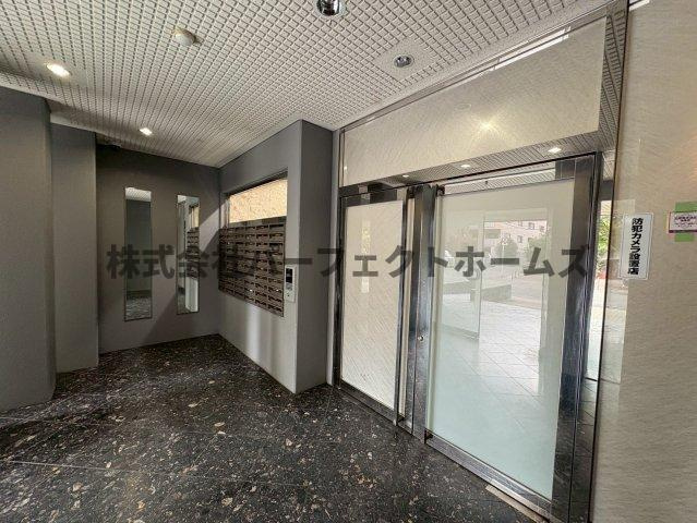 グランドヴィラ香里のエントランス|ゆとりのあるエントランスです