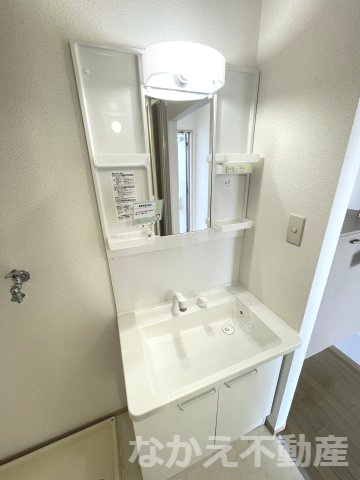 【洗面所】 | 明るい洗面所です