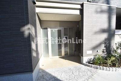 【エントランス】 | パルテール八尾