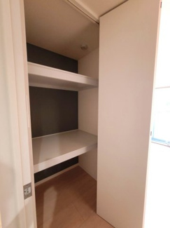 【収納】 | ファミーユ河瀬駅前 | このお部屋には2か所収納があります！