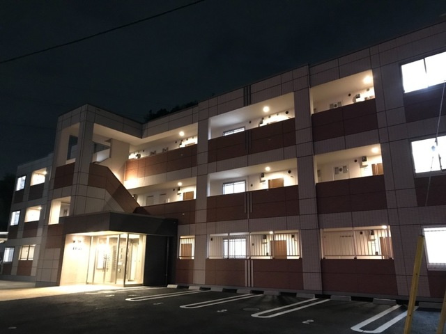エルヴァスの外観