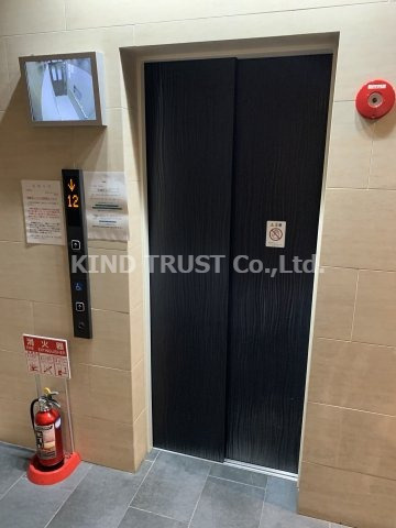 APRILE南森町のその他共用部分|エレベータです