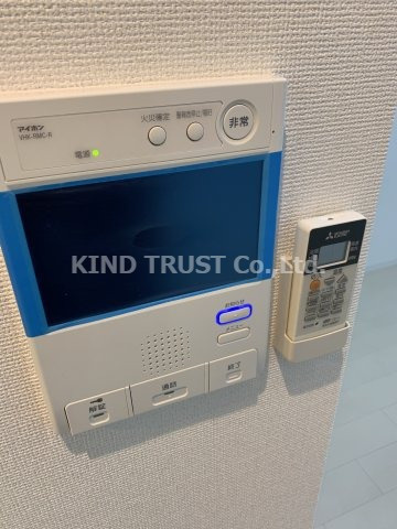 APRILE南森町のセキュリティ|モニター付きインターホンです