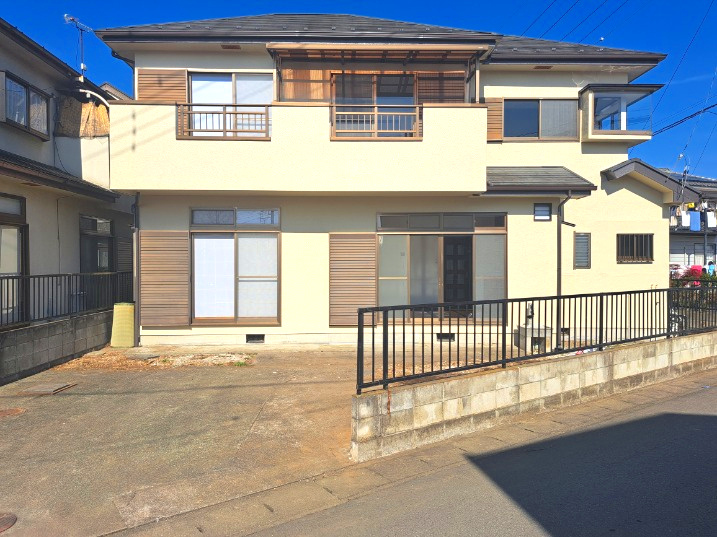 富岡市七日市　中古898の前面道路含む現地写真