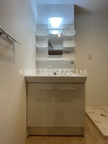 LUXE豊崎の洗面所|スペースが確保できる洗面所です