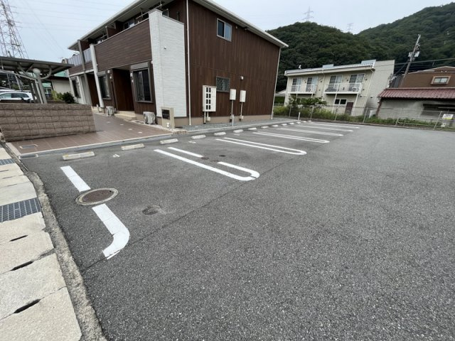 サンマリノⅡの駐車場