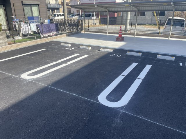 ファンド野里Ⅱの駐車場