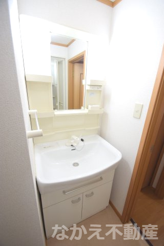 【洗面所】 | コンパクトで使いやすい洗面所