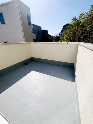 広島市南区堀越2丁目　新築一戸建て(全5棟)のバルコニー|バルコニーからの眺めを楽しみながら食事をしませんか