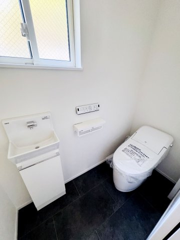 広島市南区堀越2丁目　新築一戸建て(全5棟)のトイレ|トイレです